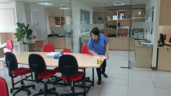 Dịch vụ vệ sinh văn phòng chất lượng cao tại Hồ Chí Minh